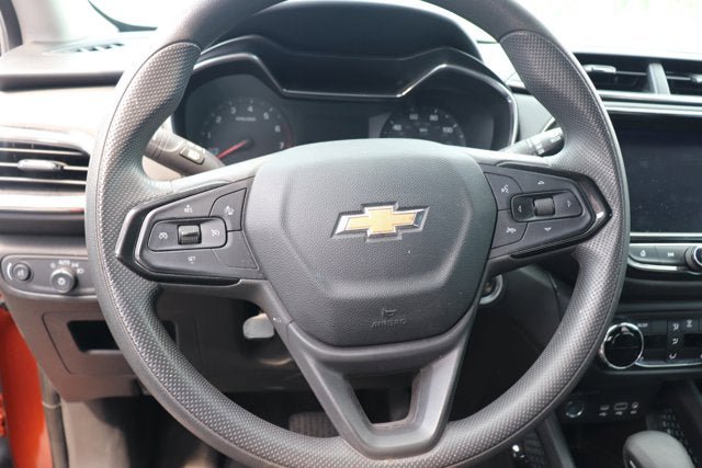 Used 2022 Chevrolet TrailBlazer LT w/ Sun and Liftgate Package FWD image 19