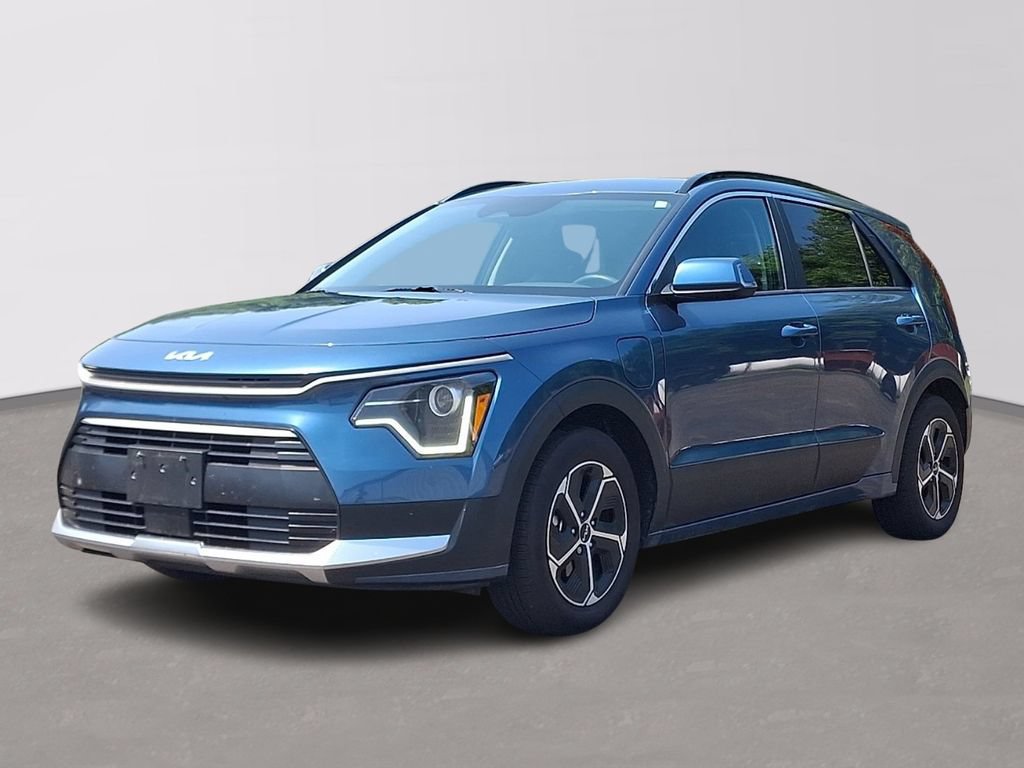 Used 2025 Kia Niro EX w/ EX Cold Weather Package FWD image 3