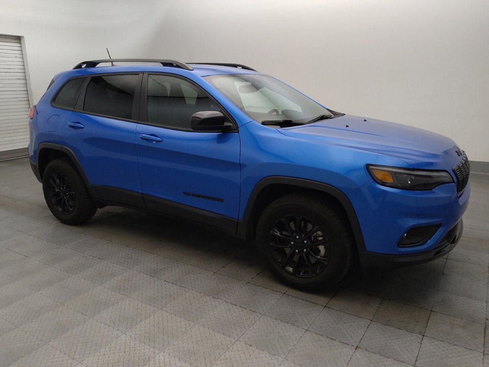 Used 2023 Jeep Cherokee Altitude Lux image 11