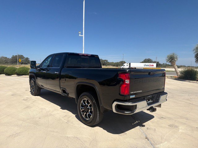 Used 2024 Chevrolet Silverado 2500 LTZ w/ LTZ Plus Package AWD/4WD image 12