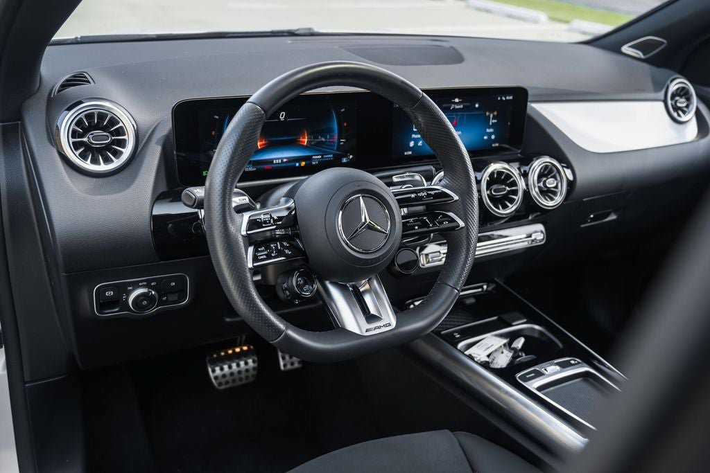 Used 2024 Mercedes-Benz GLA 35 AMG 4MATIC image 21
