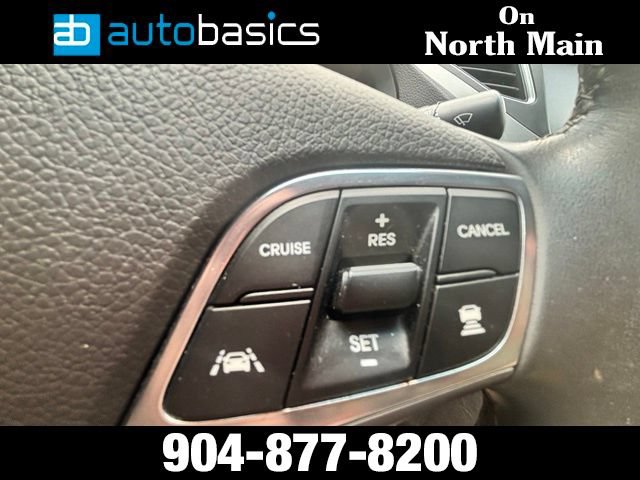 Used 2017 Hyundai Azera Limited FWD image 34