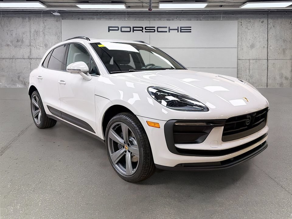 New 2026 Porsche Macan AWD/4WD image 7