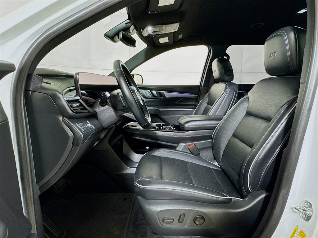 Certified 2025 Buick Enclave Sport Touring image 20