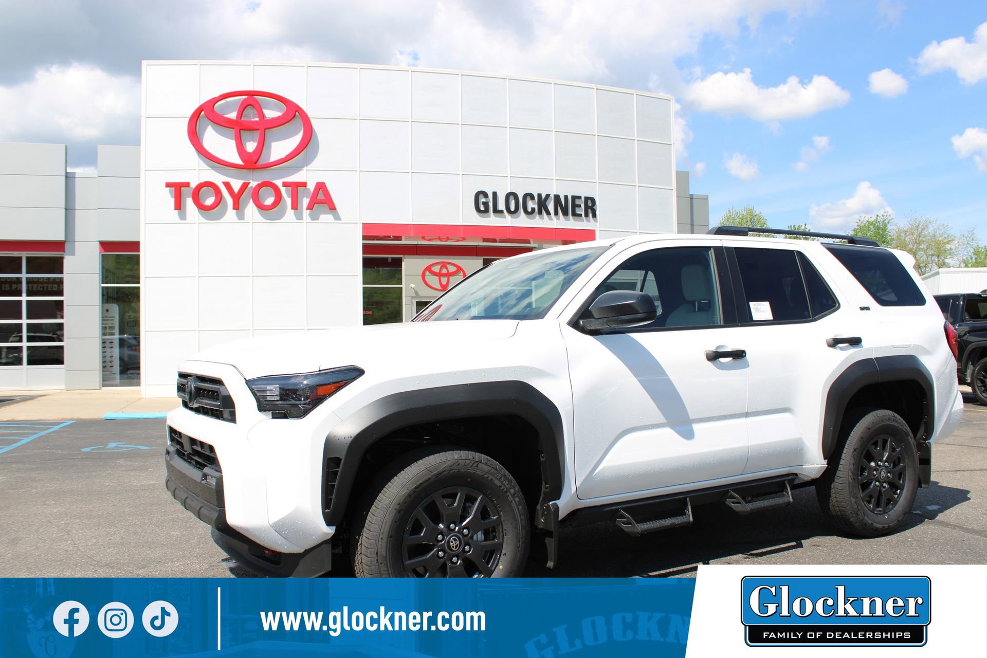 New 2026 Toyota 4Runner SR5 AWD/4WD image 1