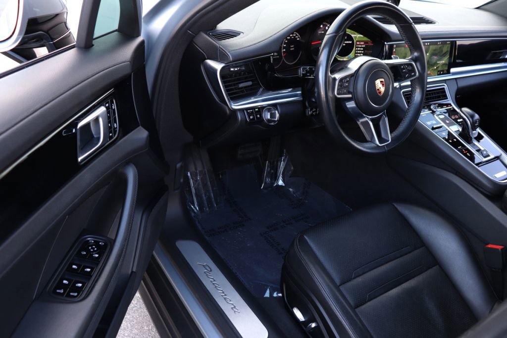 Used 2019 Porsche Panamera 4 AWD/4WD image 15
