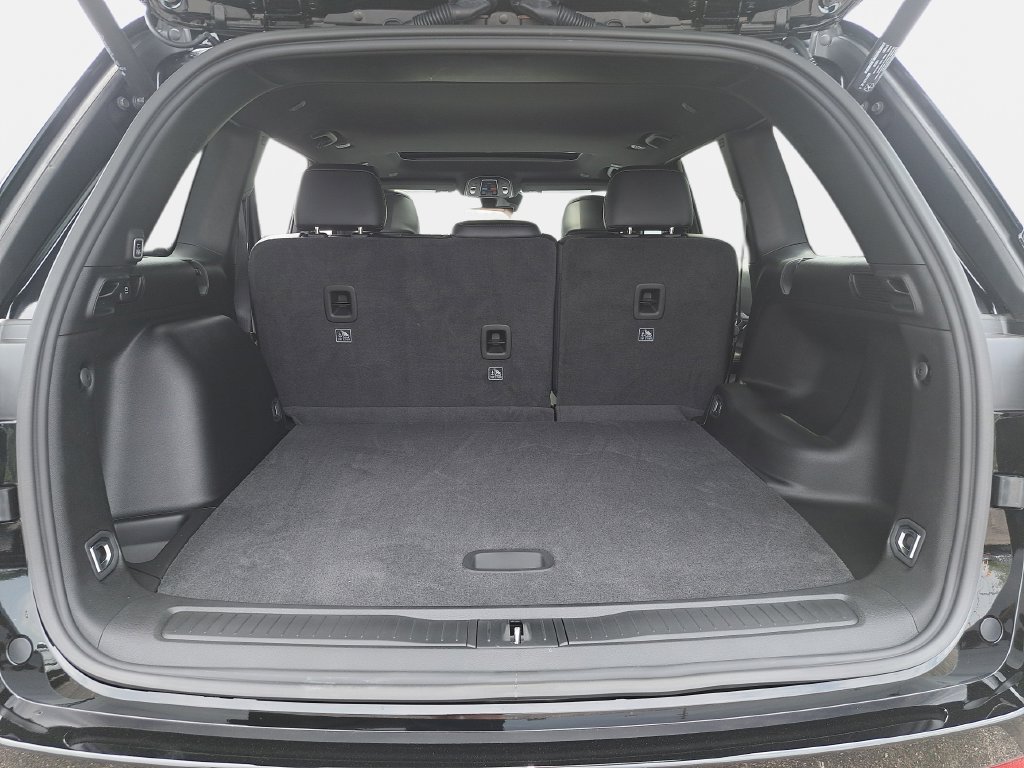 New 2026 Jeep Grand Cherokee Altitude AWD/4WD image 12