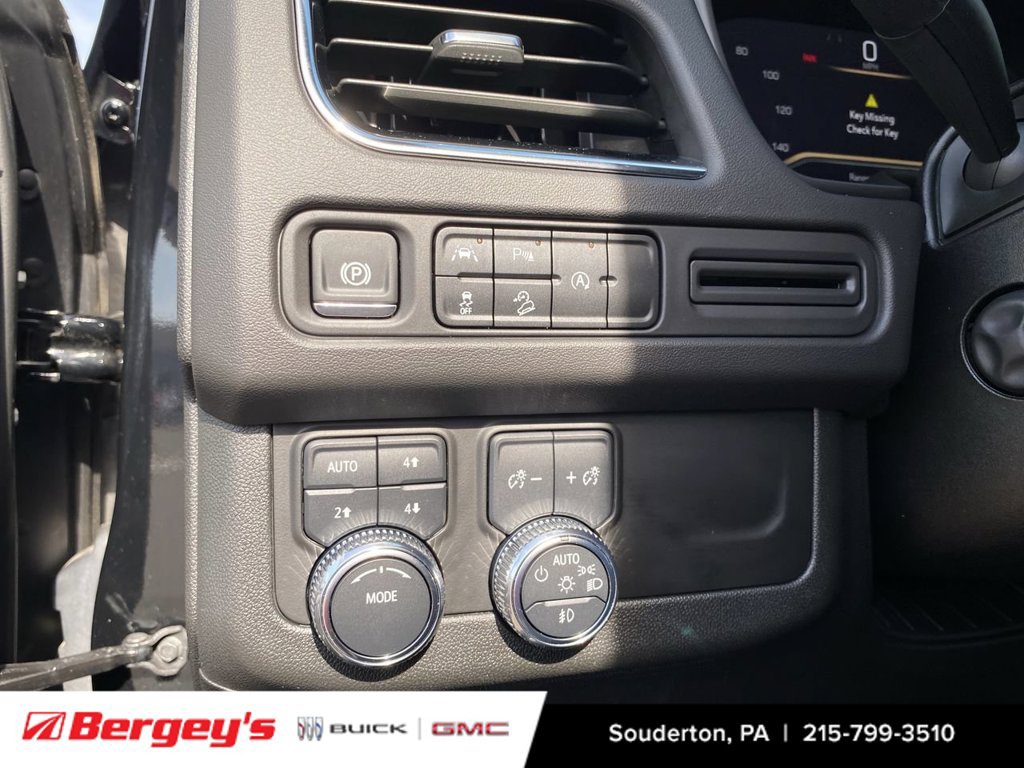 Certified 2024 GMC Yukon AT4 AWD/4WD image 39