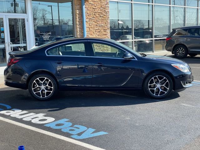 Used 2017 Buick Regal Sport Touring image 14