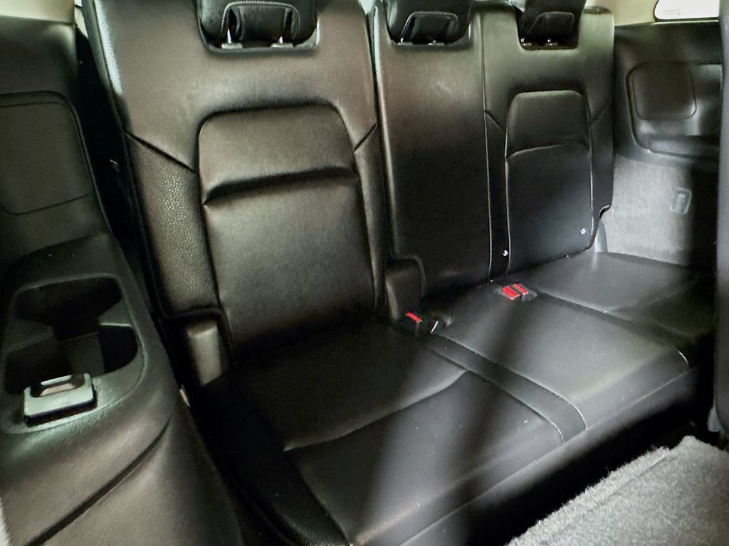 Used 2025 Nissan Pathfinder SL FWD image 26