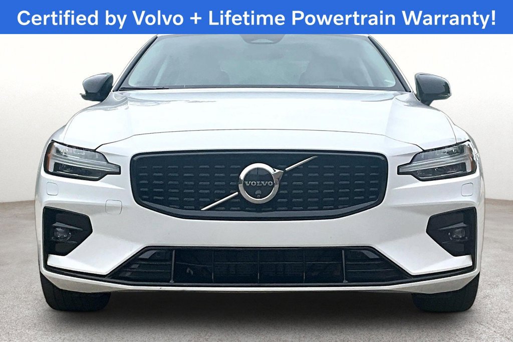 Used 2025 Volvo S60 B5 Plus AWD/4WD image 4
