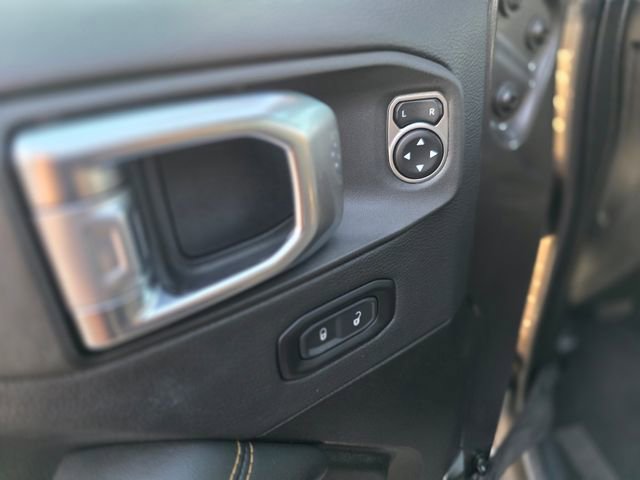 Used 2025 Jeep Wrangler Sahara 4xe image 19