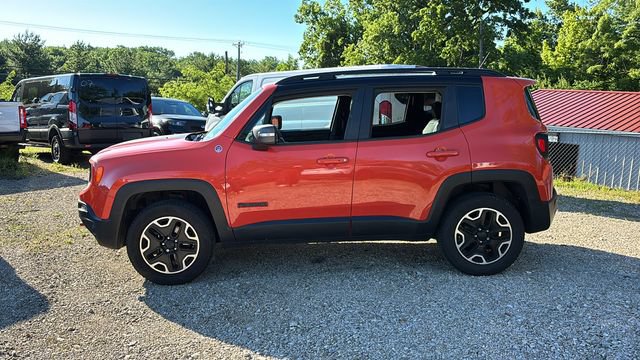 Used 2016 Jeep Renegade Trailhawk w/ Cold Weather Group AWD/4WD image 4