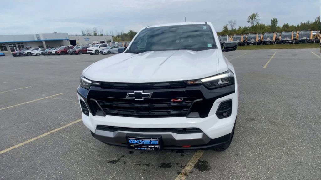 New 2026 Chevrolet Colorado Z71 w/ Technology Package AWD/4WD image 3