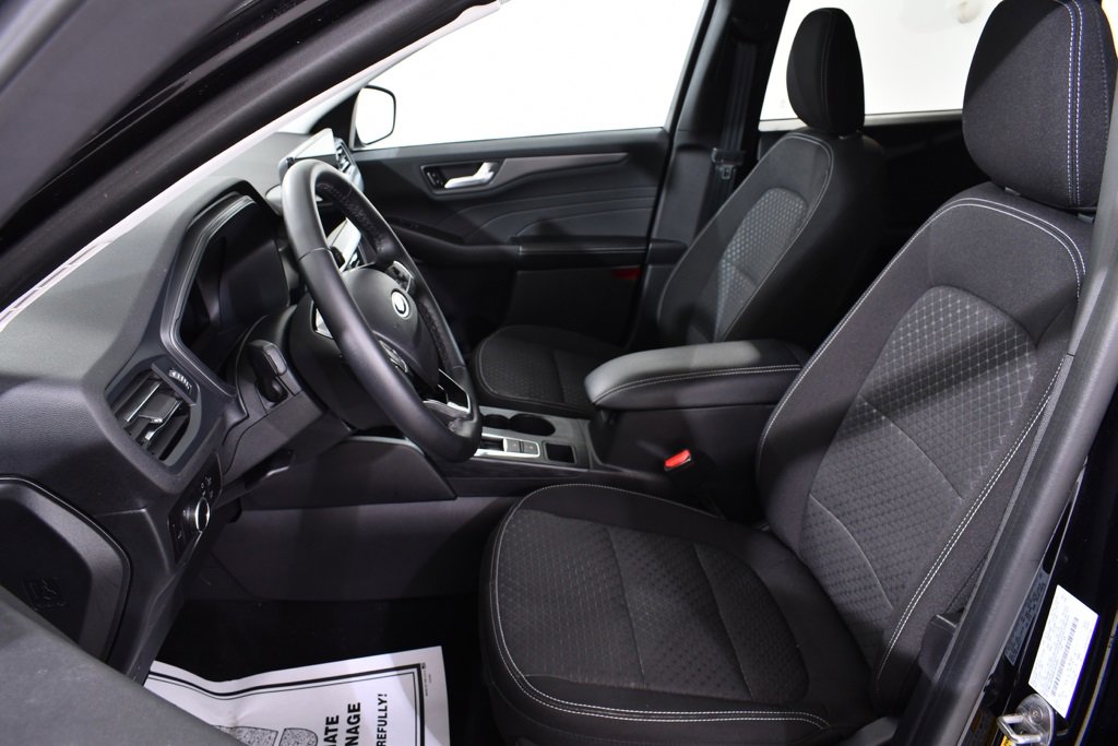 Used 2023 Ford Escape Active w/ Tech Pack #2 image 6