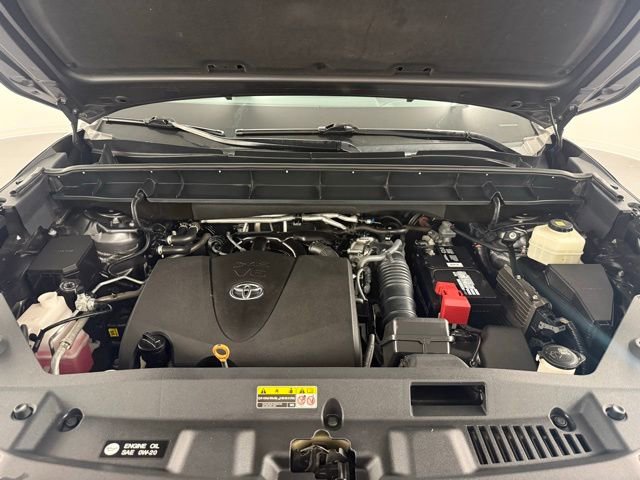 Used 2021 Toyota Highlander Limited image 34