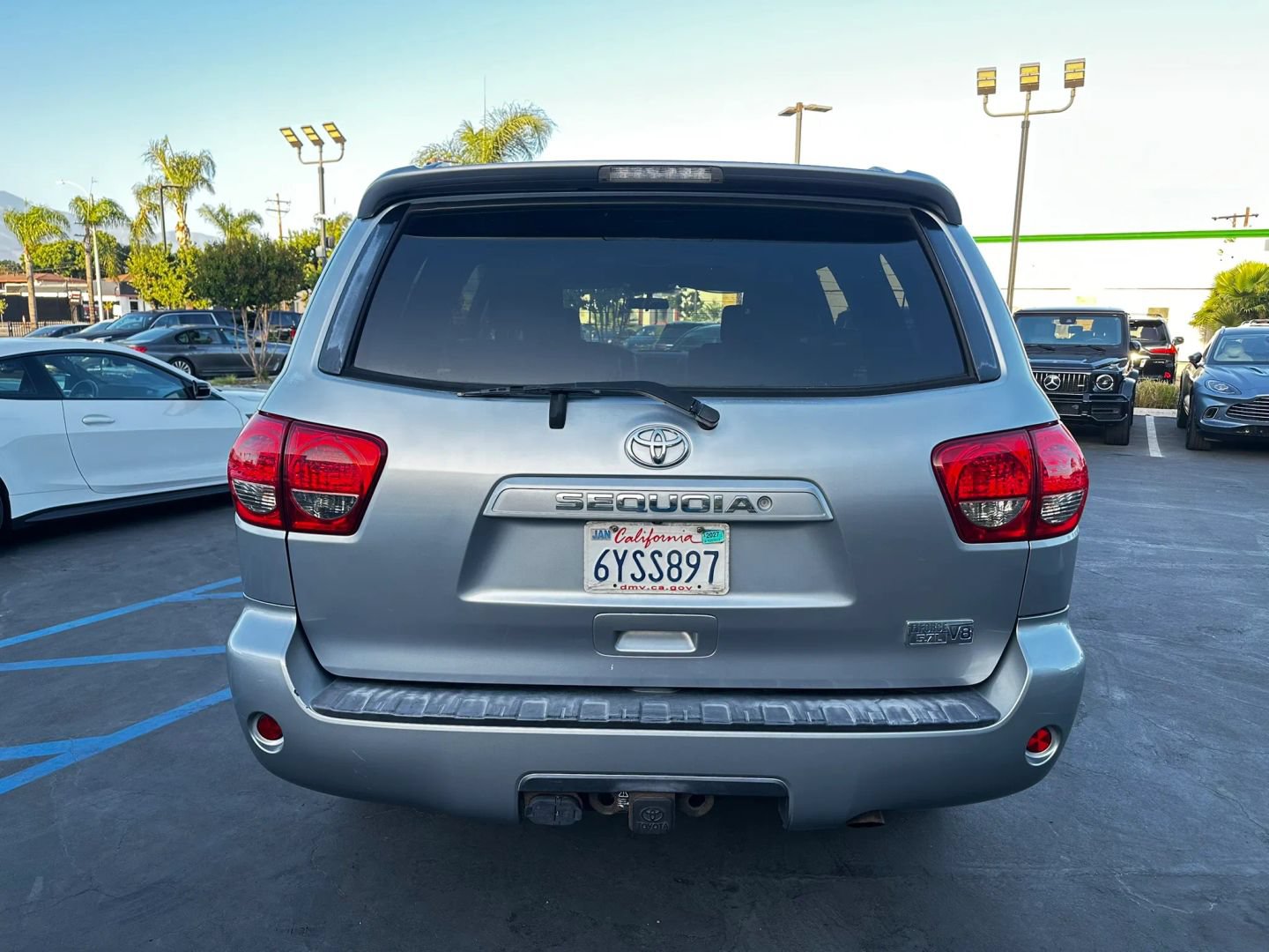 Used 2013 Toyota Sequoia SR5 w/ Sport Appearance Pkg AWD/4WD image 8