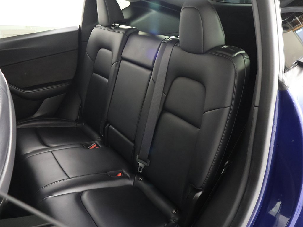 Used 2021 Tesla Model Y Long Range image 30