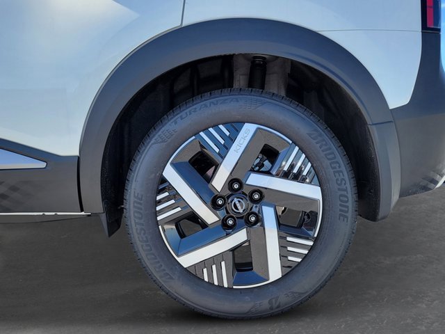 New 2025 Nissan Kicks SV image 12