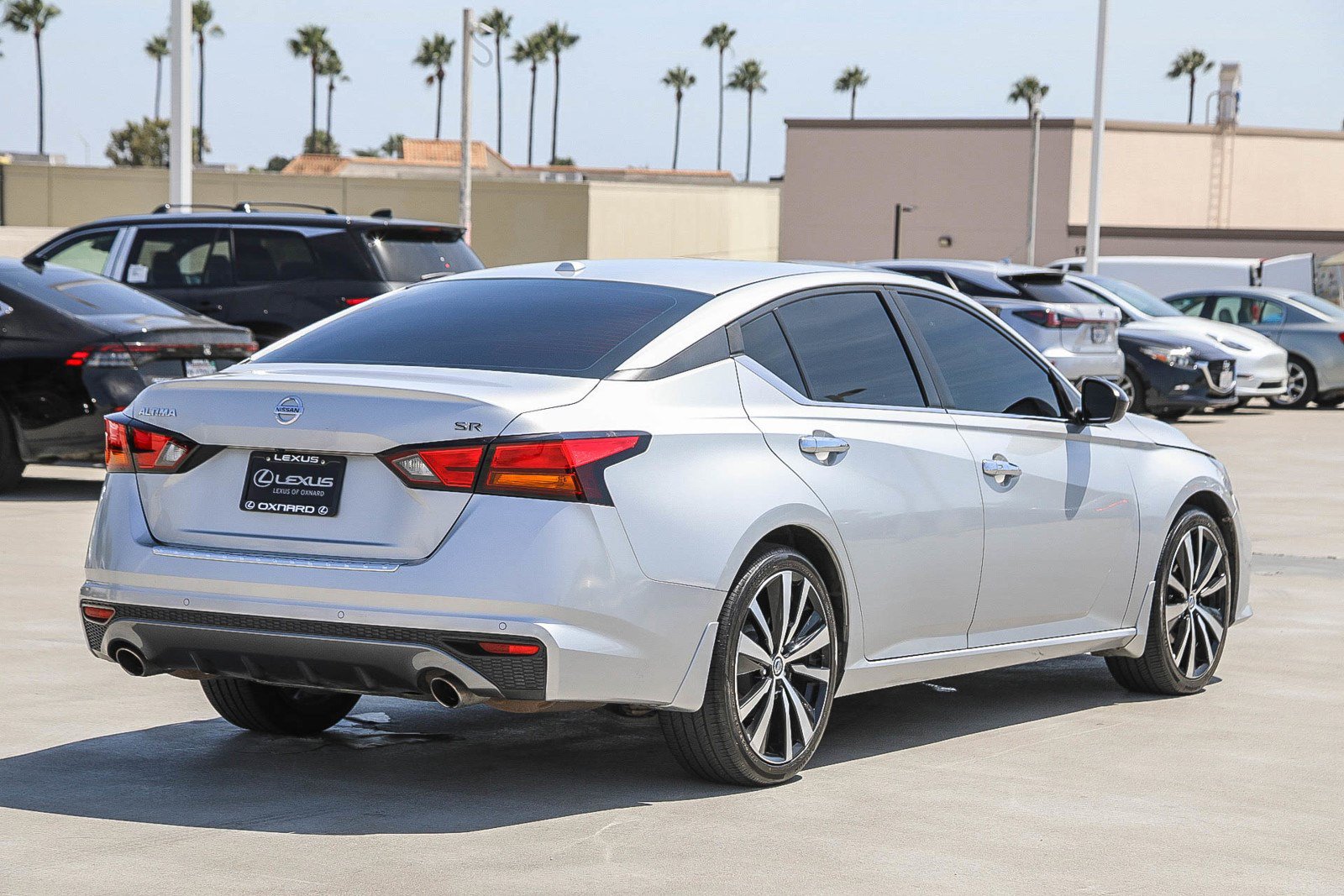 Used 2021 Nissan Altima 2.5 SR FWD image 7