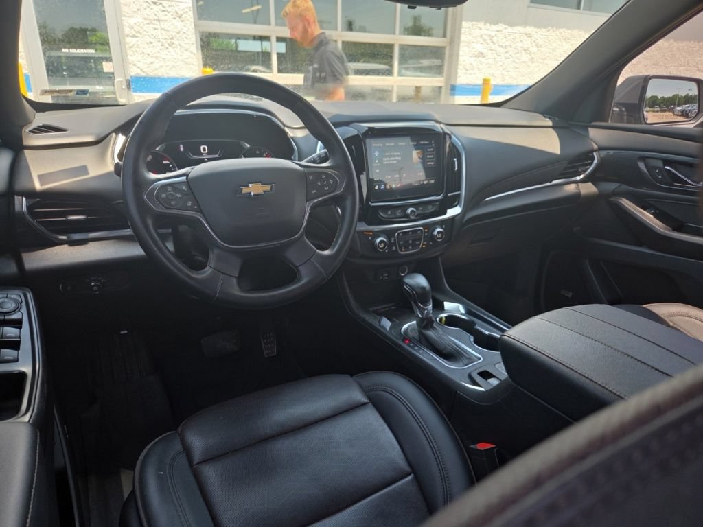 Used 2023 Chevrolet Traverse High Country w/ LPO, Floor Liner Package AWD/4WD image 14
