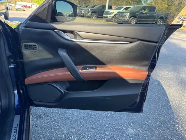 Used 2018 Maserati Ghibli image 10