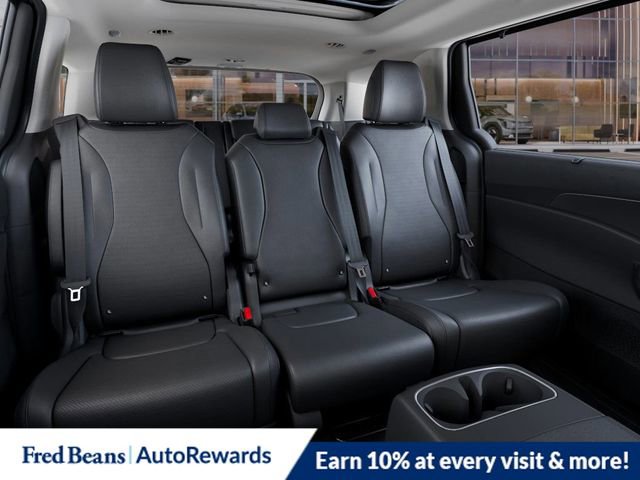New 2025 Kia Carnival SX Prestige image 17