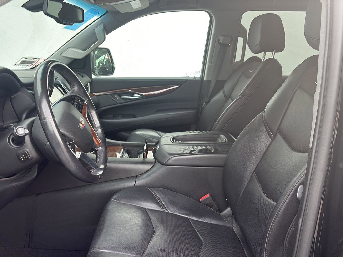 Used 2018 Cadillac Escalade 2WD image 9