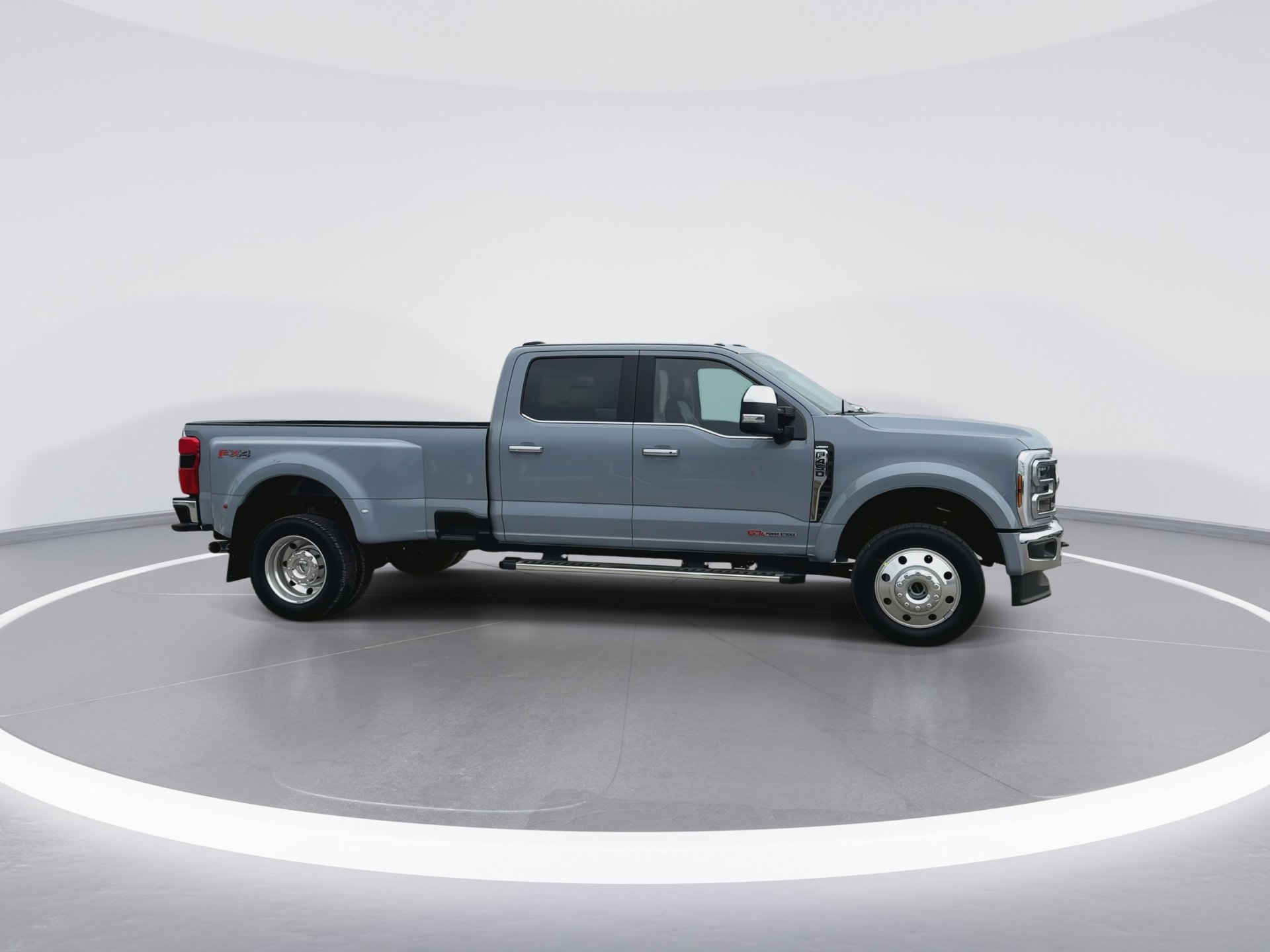 New 2026 Ford F450 Lariat w/ Chrome Package image 9