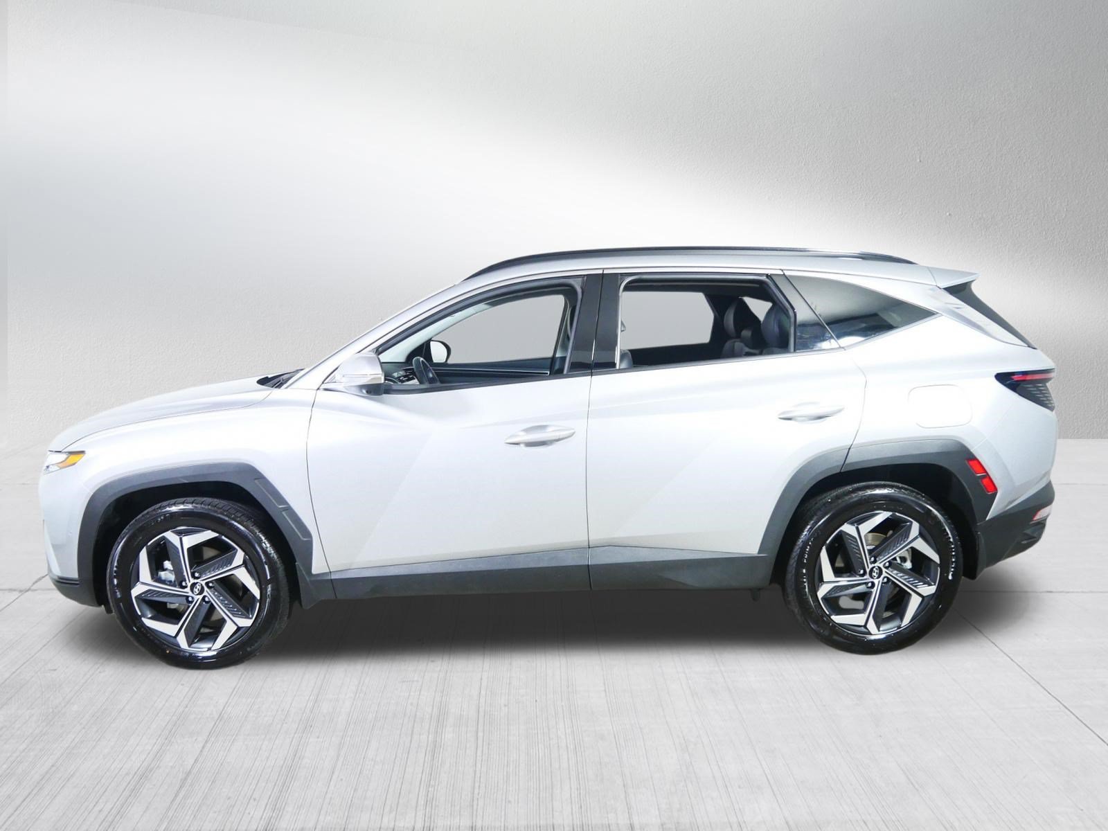 Used 2024 Hyundai Tucson Limited AWD/4WD image 4