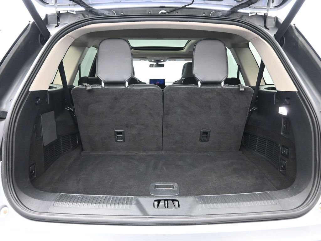 Used 2023 Lincoln Aviator Reserve w/ Equipment Group 201A image 33