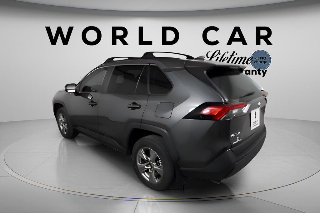 Used 2023 Toyota RAV4 XLE w/ Convenience Package image 5