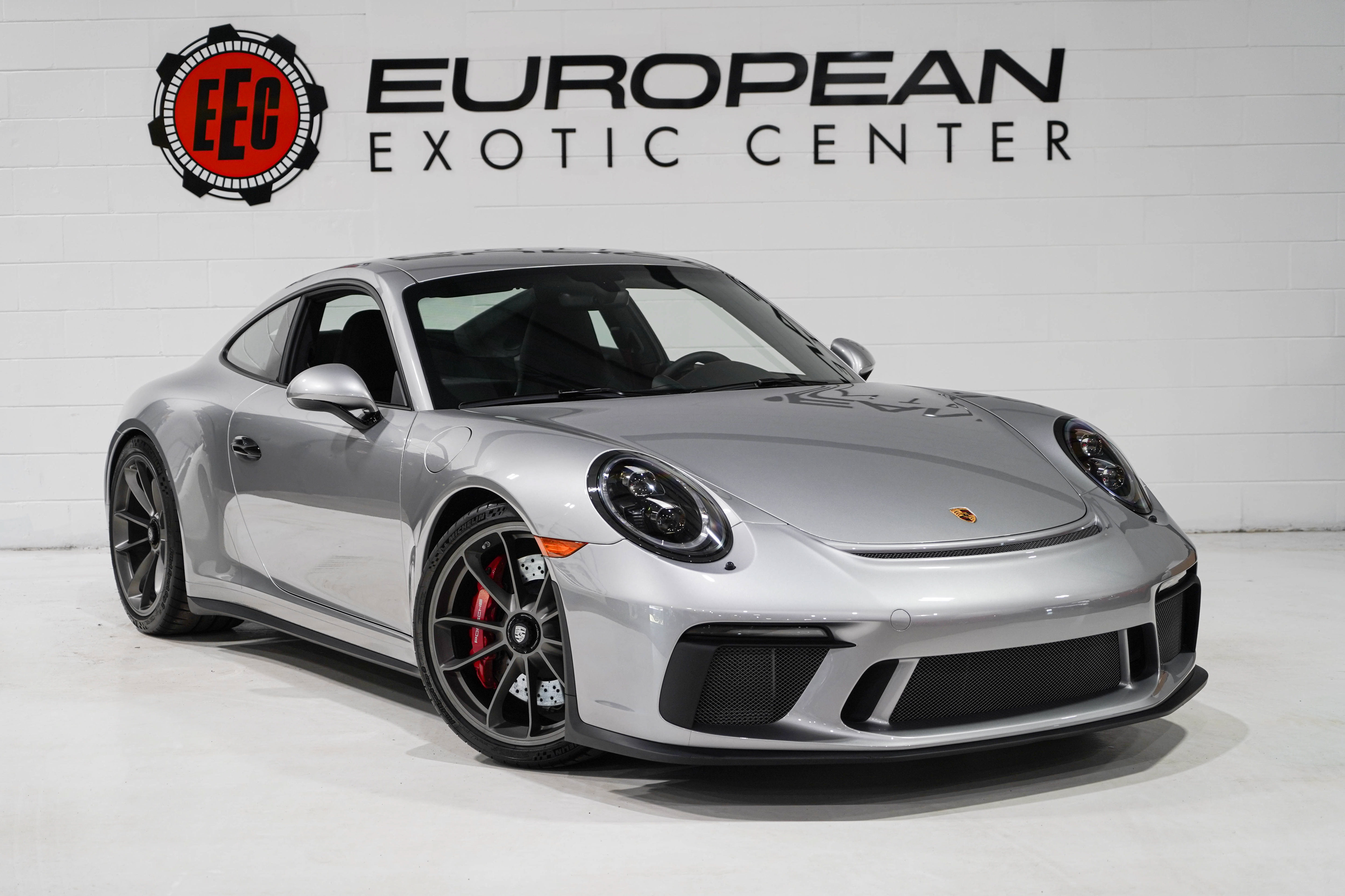 Used 2018 Porsche 911 GT3 RWD image 1