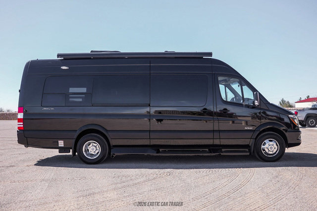 Used 2017 Mercedes-Benz Sprinter 3500 image 9