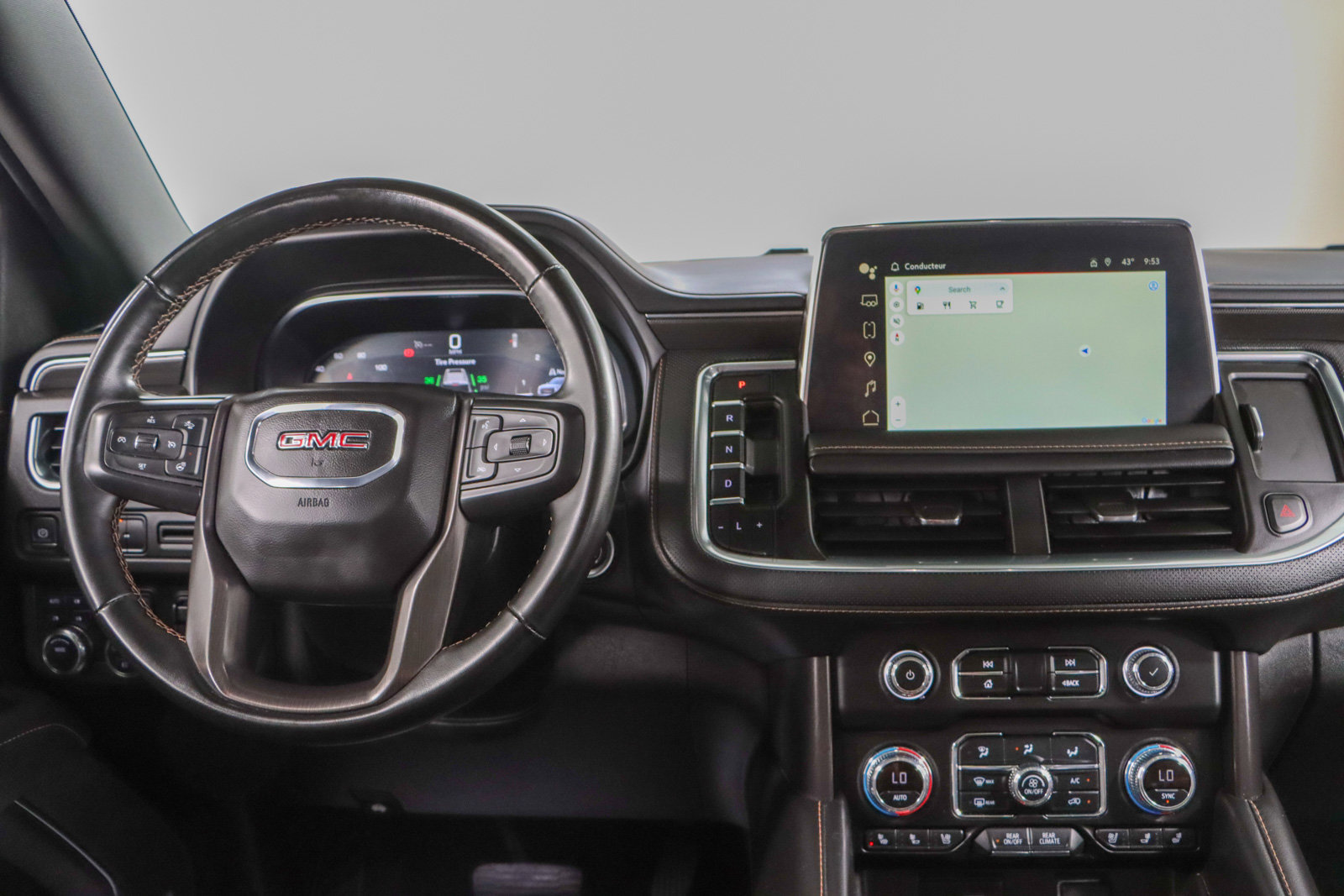 Used 2024 GMC Yukon AT4 w/ Max Trailering Package image 18