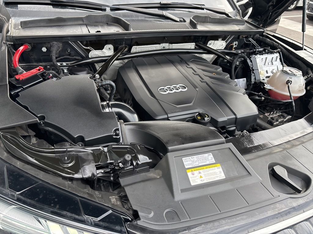 Used 2023 Audi Q5 2.0T Prestige w/ Prestige Package image 16