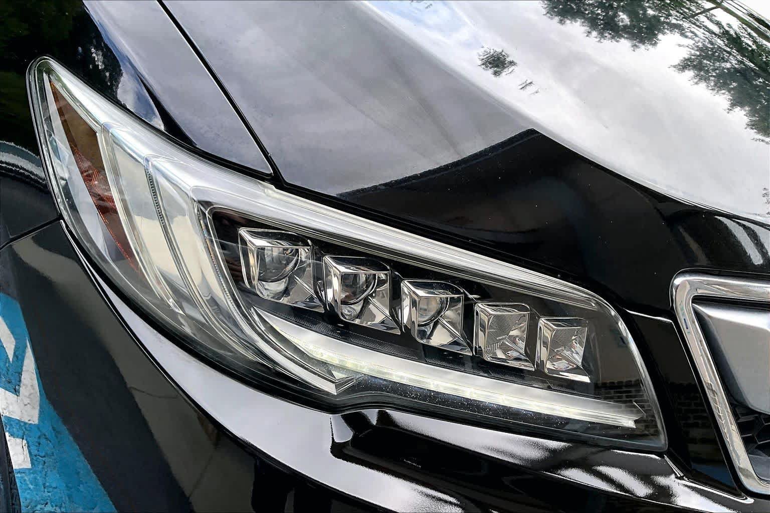 Used 2017 Acura RDX w/ Tech & AcuraWatch Plus Pack FWD image 28