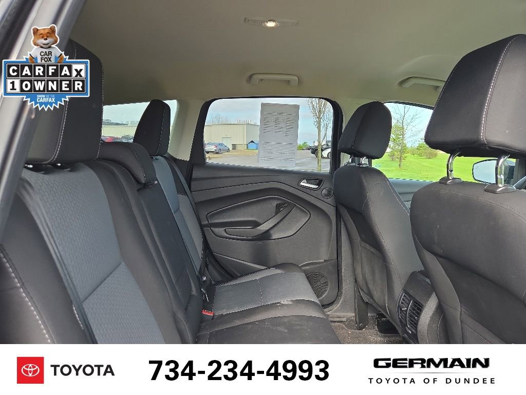 Used 2017 Ford Escape SE w/ Equipment Group 201A FWD image 16