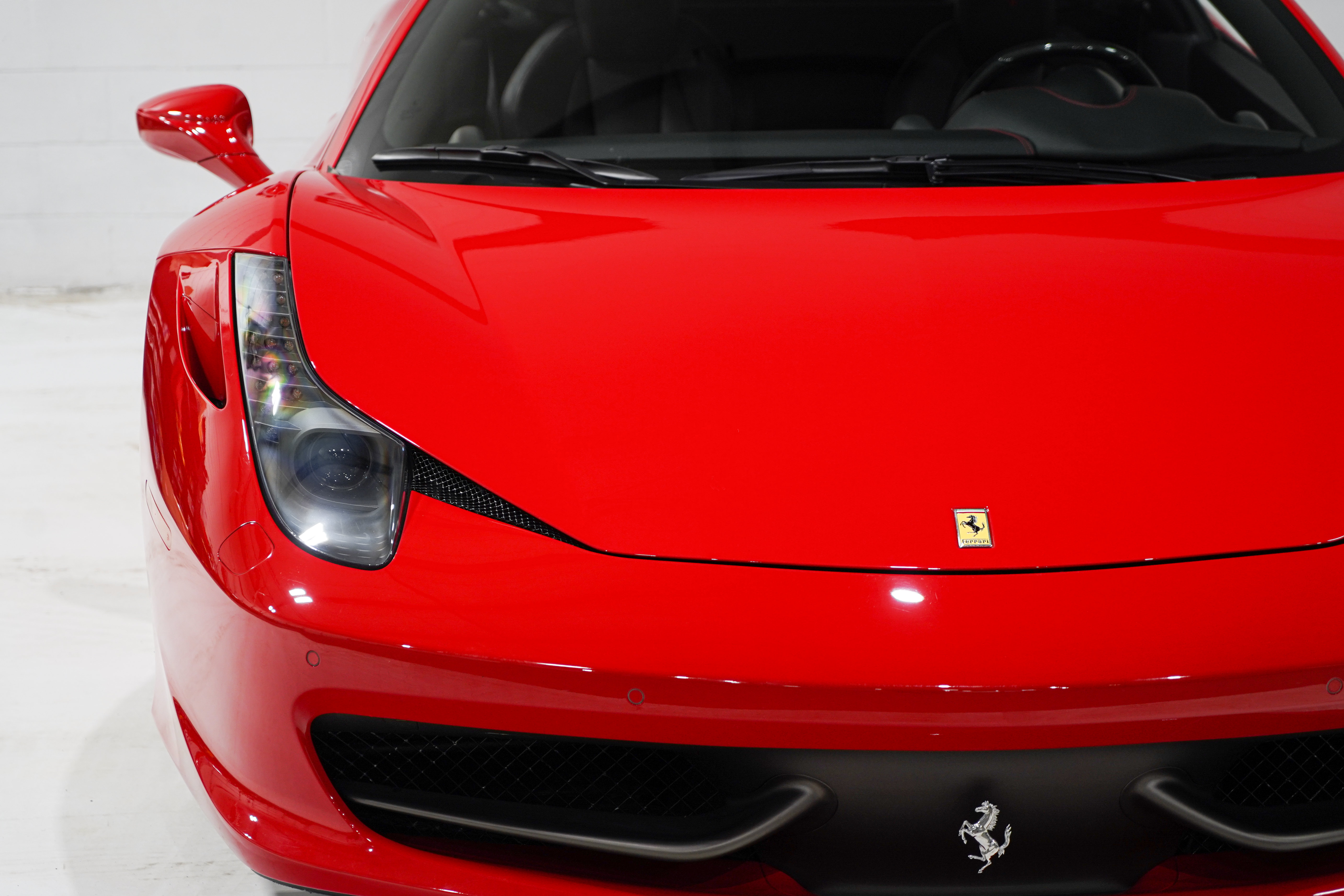 Used 2014 Ferrari 458 Italia Coupe RWD image 27