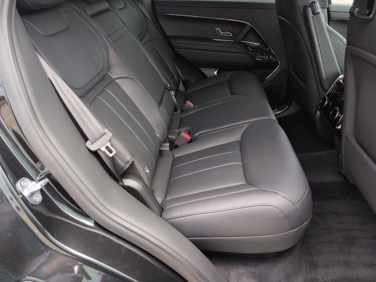 New 2026 Land Rover Range Rover Sport Dynamic SE AWD/4WD image 21