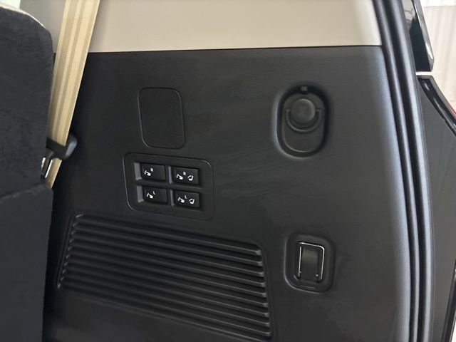 New 2026 Nissan Armada Platinum image 14