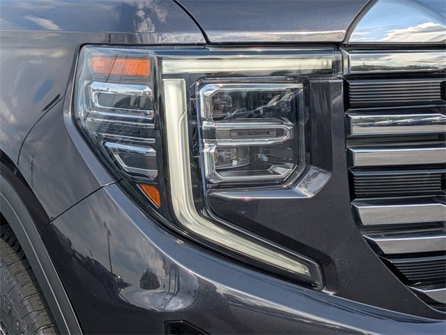 Used 2023 GMC Sierra 1500 SLT w/ SLT Premium Plus Package image 9