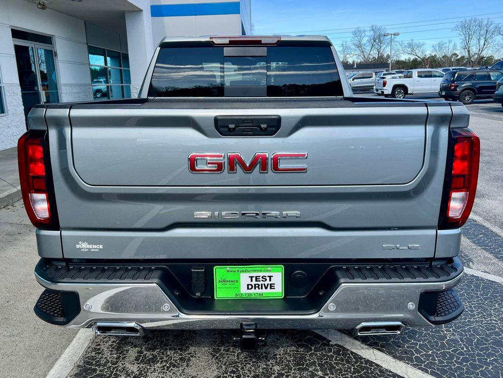 New 2026 GMC Sierra 1500 SLE image 5