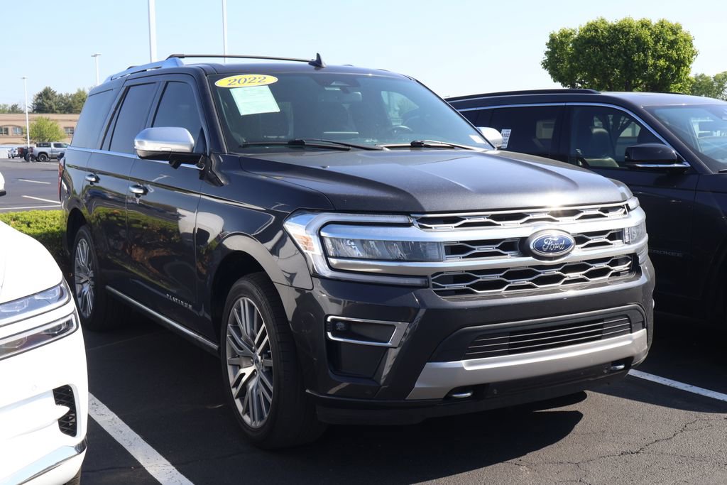 Used 2022 Ford Expedition Platinum AWD/4WD image 3