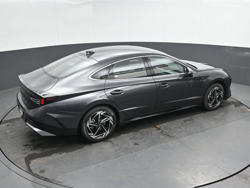 New 2026 Hyundai Sonata SEL FWD image 12
