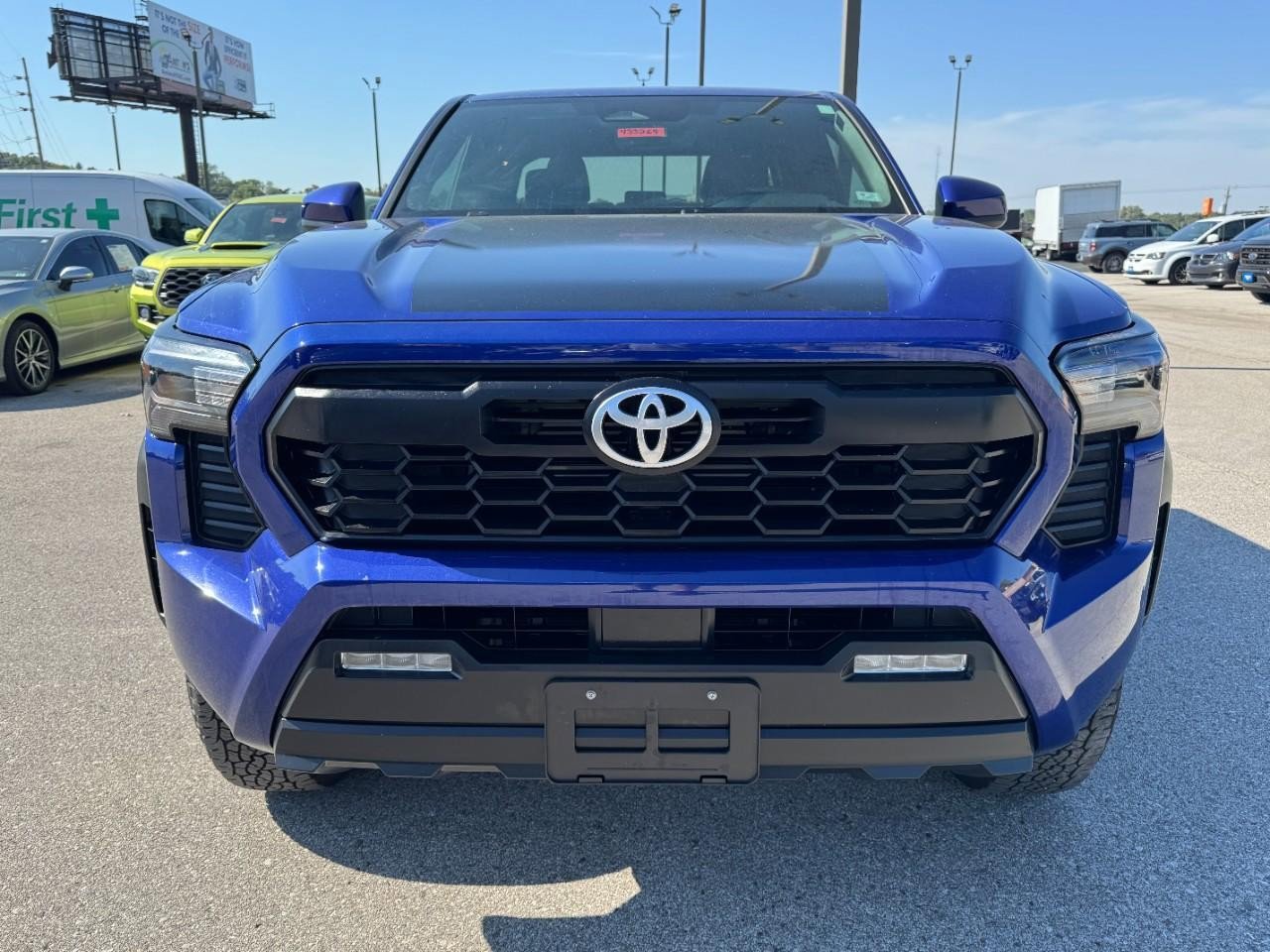 Used 2024 Toyota Tacoma TRD Off-Road image 9