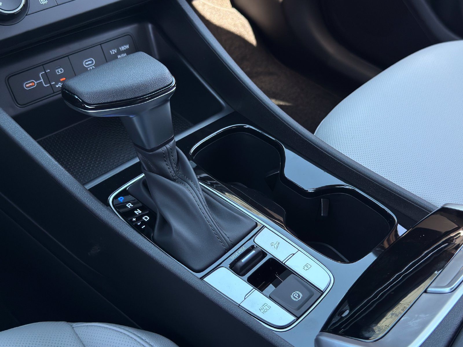 New 2027 Hyundai Santa Cruz SE FWD image 18