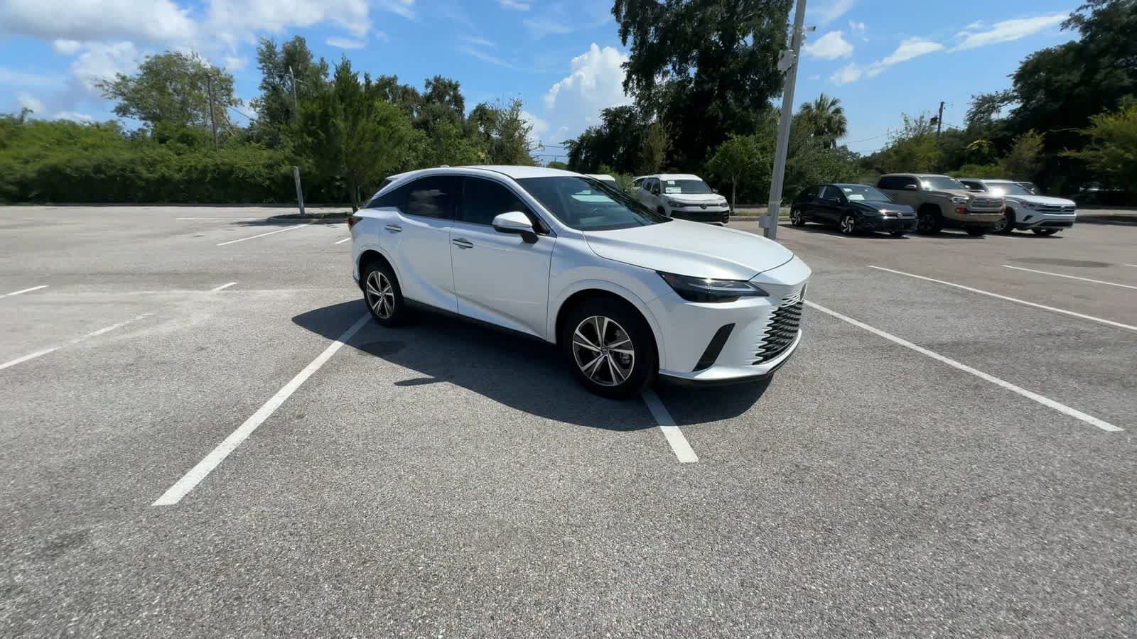 Used 2025 Lexus RX 350 FWD w/ Accessory Package (K3) image 2