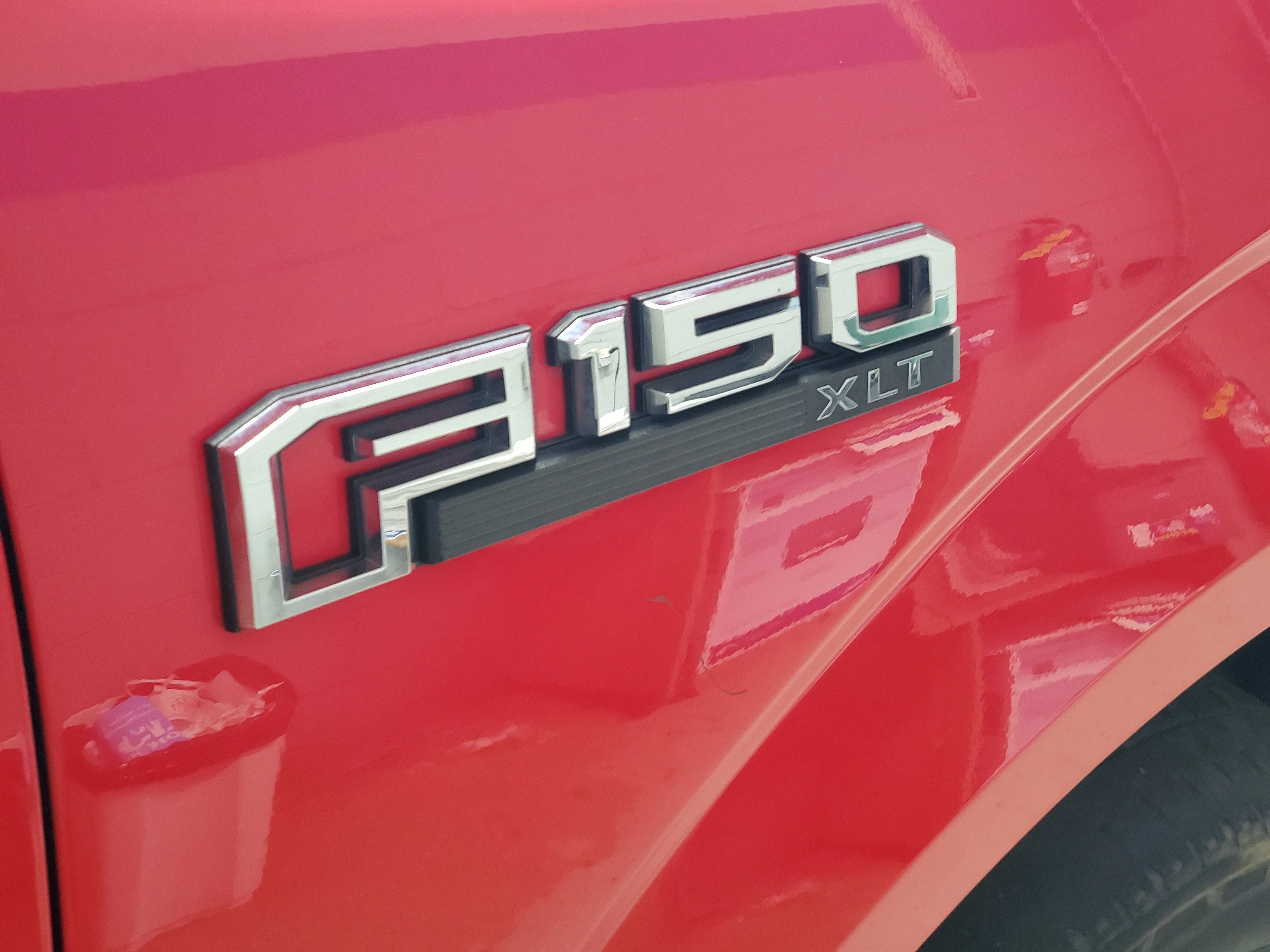 Used 2015 Ford F150 XLT w/ Equipment Group 301A Mid AWD/4WD image 7