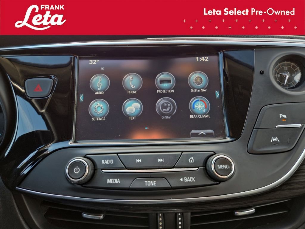 Used 2017 Buick Envision Essence image 18